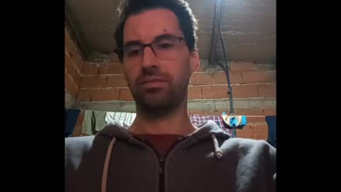 Snapshot of banana_argen_15 chatting on 04-12-26, 01:43 Ezequiel online show from 04-12-26, 01:43