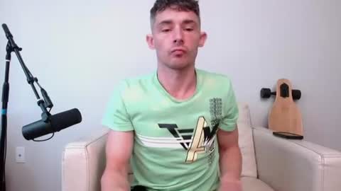 bananacurvesleft online show from 06-23-26, 03:21