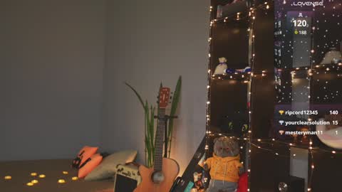 Ellen and  online show from 12-09-24, 08:12