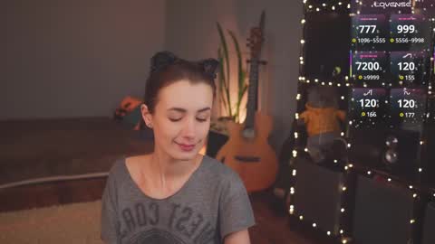 Ellen and  online show from 03-08-25, 04:39