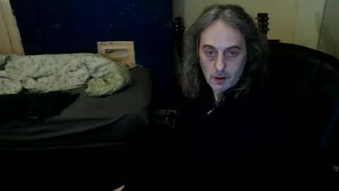 Snapshot of bangintoleather chatting on 02-12-26, 03:01 bangintoleather online show from 02-12-26, 03:01