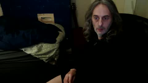 Snapshot of bangintoleather chatting on 02-19-26, 03:24 bangintoleather online show from 02-19-26, 03:24