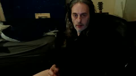 Snapshot of bangintoleather chatting on 02-21-26, 03:18 bangintoleather online show from 02-21-26, 03:18
