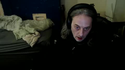 Snapshot of bangintoleather chatting on 02-28-26, 04:02 bangintoleather online show from 02-28-26, 04:02