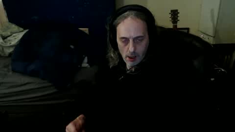 Snapshot of bangintoleather chatting on 03-02-26, 01:30 bangintoleather online show from 03-02-26, 01:30