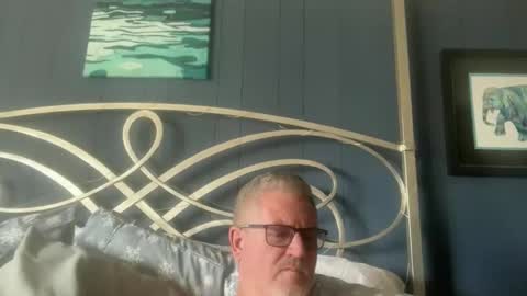 Snapshot of bapeter218 chatting on 12-13-25, 08:25 bapeter218 online show from 12-13-25, 08:25