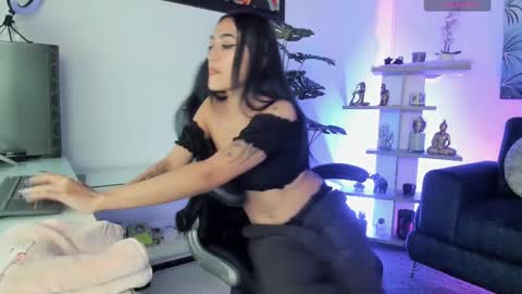 Gabi  online show from 02-18-25, 01:21