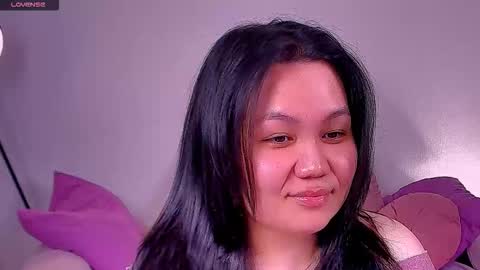 Barbie Kim online show from 11-28-25, 01:58