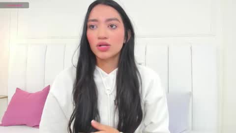 Barbara Noa  online show from 12-18-25, 12:00