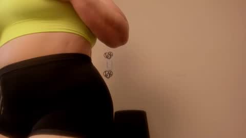 Snapshot of barbarafight chatting on 04-26-26, 10:07 Brbara. online show from 04-26-26, 10:07