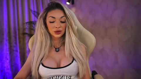  Ana  online show from 04-22-26, 03:35