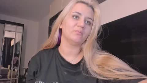 barbarasiren online show from 11-06-25, 03:29