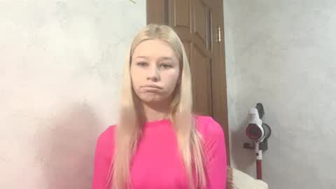 Barbie online show from 12-18-25, 09:21