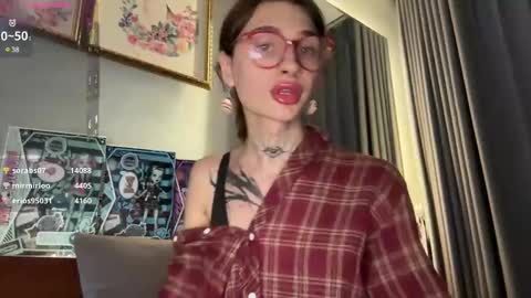 My name is Molly. Please say hello I like talking to you. If you have any wishes or obscene desires please use the tip menu online show from 12-28-24, 10:58