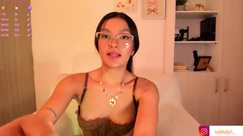 Snapshot of barbie_brunette3 chatting on 09-30-25, 10:59 independet model online show from 09-30-25, 10:59
