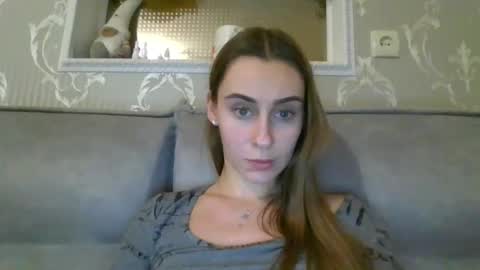 Snapshot of barbie_giirls_ chatting on 02-04-25, 07:22 Kate online show from 02-04-25, 07:22