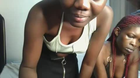 queen online show from 09-18-25, 01:51