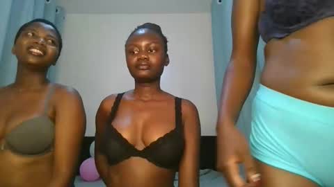 queen online show from 10-01-25, 01:33