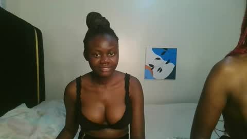 queen online show from 10-03-25, 01:19