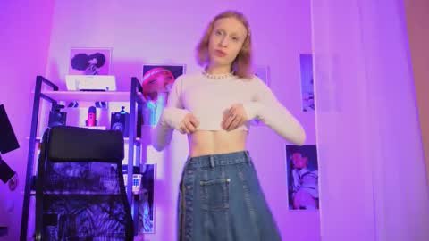 Snapshot of barbie_richy chatting on 10-18-25, 05:43 barbie_richy online show from 10-18-25, 05:43
