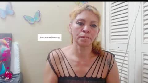 Snapshot of barbiemature chatting on 09-22-25, 11:29 barbiemature online show from 09-22-25, 11:29