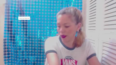 Snapshot of barbiemature chatting on 11-23-25, 12:05 barbiemature online show from 11-23-25, 12:05