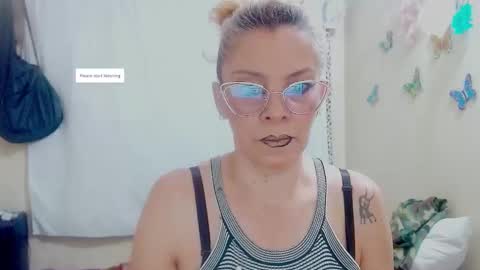 Snapshot of barbiemature chatting on 11-28-25, 11:13 barbiemature online show from 11-28-25, 11:13