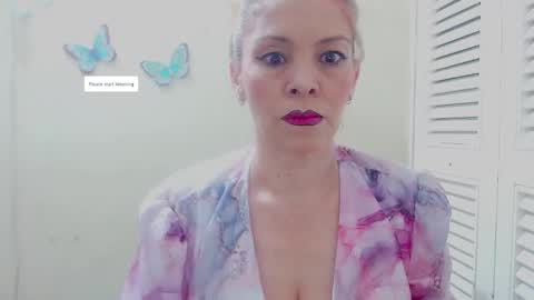 Snapshot of barbiemature chatting on 11-29-25, 11:02 barbiemature online show from 11-29-25, 11:02