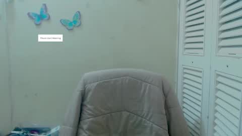 Snapshot of barbiemature chatting on 11-30-25, 11:03 barbiemature online show from 11-30-25, 11:03