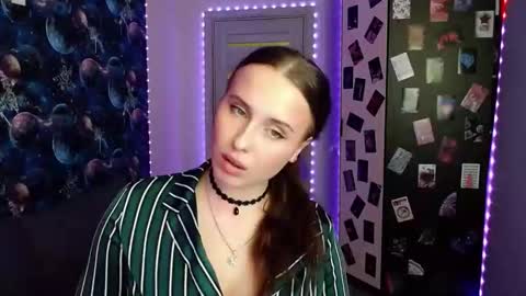 barbiepie online show from 12-22-25, 06:49