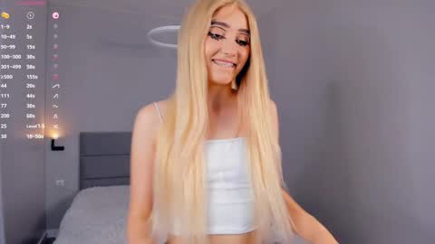 Snapshot of barbimia chatting on 04-20-26, 03:37 Mia online show from 04-20-26, 03:37