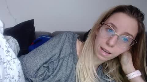 Lena online show from 03-27-26, 07:25