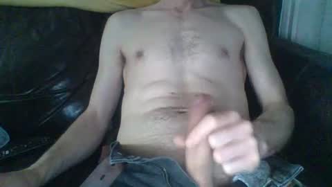 Snapshot of barington86 chatting on 06-17-26, 09:01 barington86 online show from 06-17-26, 09:01