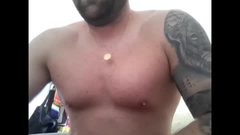 Snapshot of barrias23 chatting on 05-01-26, 03:49 barrias23 online show from 05-01-26, 03:49