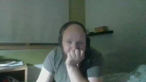 Snapshot of bart_poland chatting on 09-23-25, 12:13 bart_poland online show from 09-23-25, 12:13