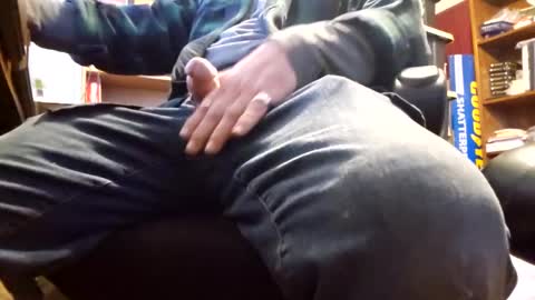 bartender3127 online show from 12-26-24, 07:49