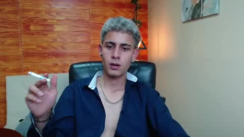 Snapshot of bastiaan_28 chatting on 12-19-24, 10:34 Bastian online show from 12-19-24, 10:34