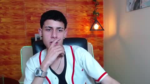 Snapshot of bastiaan_28 chatting on 01-23-25, 06:28 Bastian online show from 01-23-25, 06:28