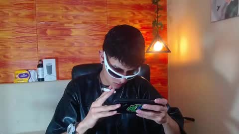 Snapshot of bastiaan_28 chatting on 02-13-25, 03:07 Bastian online show from 02-13-25, 03:07