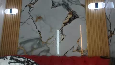 Snapshot of bastian_fox_ chatting on 07-25-26, 07:22 Batian online show from 07-25-26, 07:22