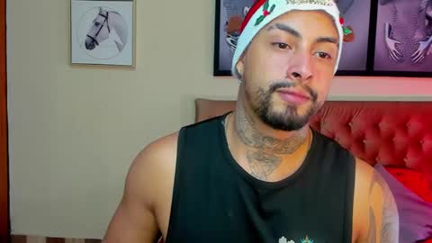 Snapshot of bastian_jones1 chatting on 12-25-24, 01:53 bastian_jones1 online show from 12-25-24, 01:53