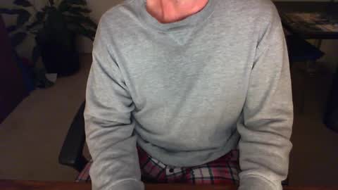 Snapshot of batebro13 chatting on 12-06-24, 01:44 BateBro13 online show from 12-06-24, 01:44