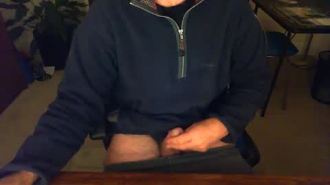 Snapshot of batebro13 chatting on 12-09-24, 01:45 BateBro13 online show from 12-09-24, 01:45