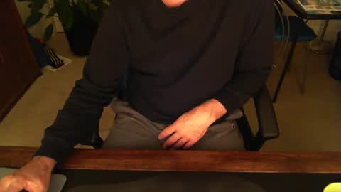 Snapshot of batebro13 chatting on 01-06-25, 01:08 BateBro13 online show from 01-06-25, 01:08