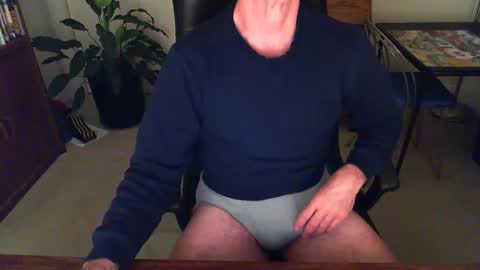 Snapshot of batebro13 chatting on 01-17-25, 02:28 BateBro13 online show from 01-17-25, 02:28