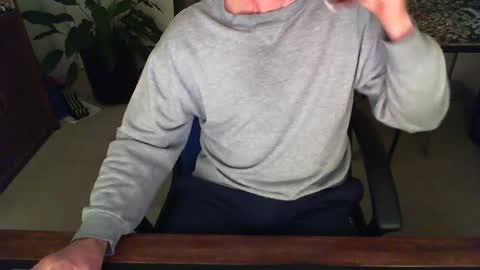 Snapshot of batebro13 chatting on 01-22-25, 02:03 BateBro13 online show from 01-22-25, 02:03