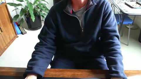 Snapshot of batebro13 chatting on 02-02-25, 08:30 BateBro13 online show from 02-02-25, 08:30