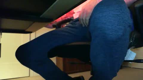 Snapshot of batebro13 chatting on 11-23-25, 01:55 BateBro13 online show from 11-23-25, 01:55