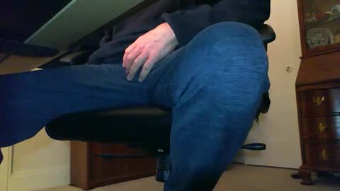 Snapshot of batebro13 chatting on 01-07-26, 01:57 BateBro13 online show from 01-07-26, 01:57