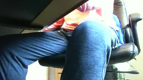 Snapshot of batebro13 chatting on 02-12-26, 06:36 BateBro13 online show from 02-12-26, 06:36